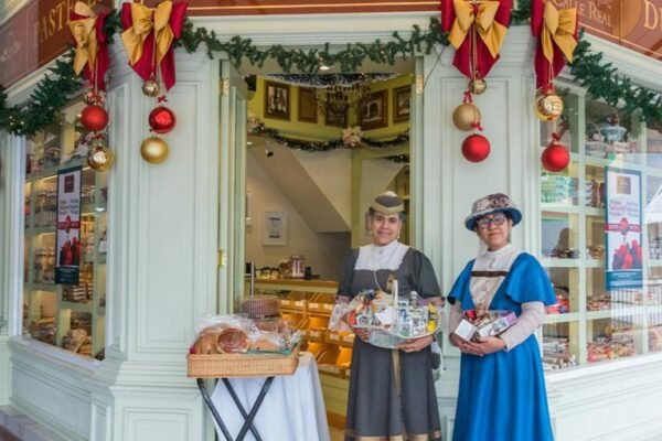 Plaza Fiesta Camelinas